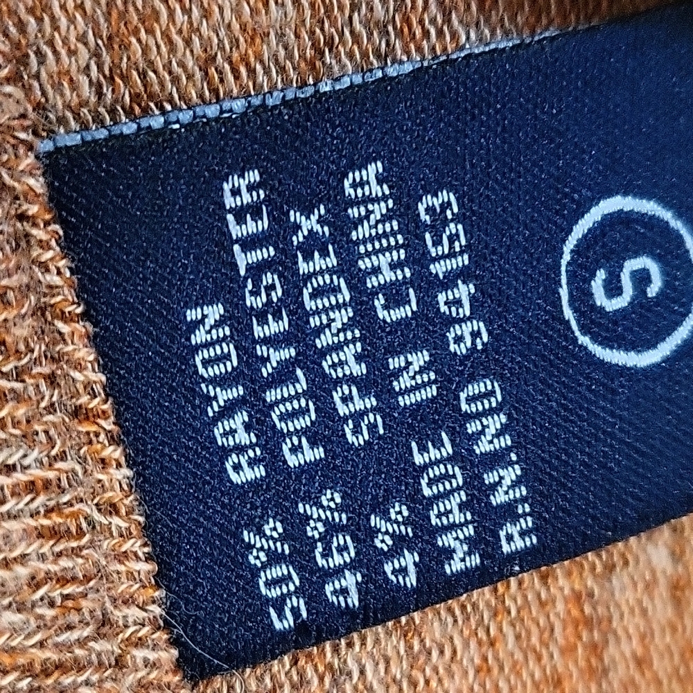 Rust, knit, thin sweater/blouse - Picture 4 of 4